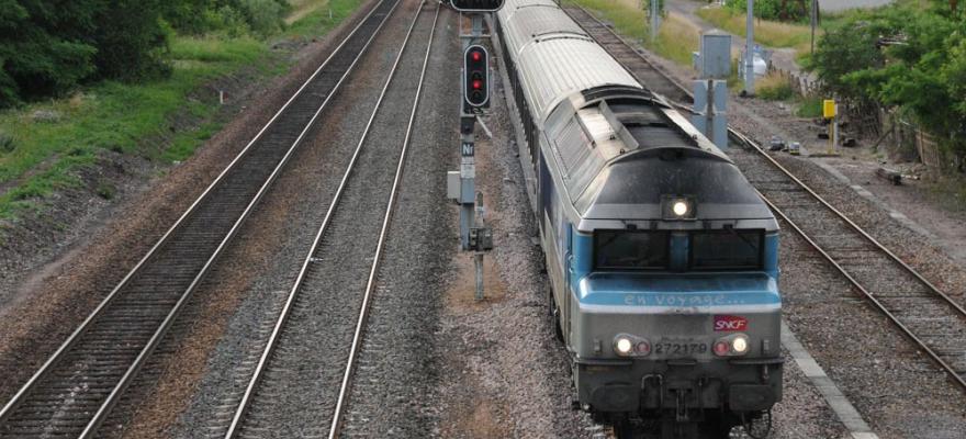 FNAUT pétition trains en danger